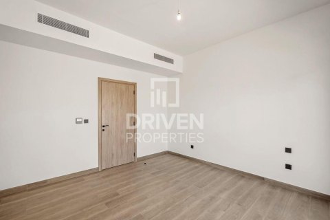 Townhouse in Damac Lagoons, Dubai 4 bedrooms, 155.43 sq.m. № 128402 - photo 4