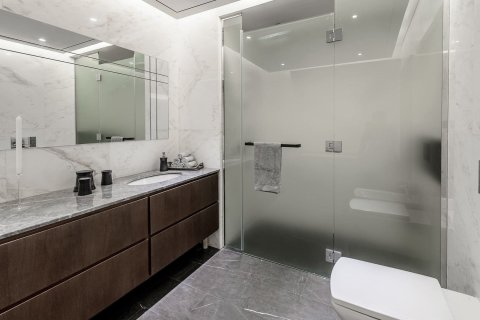 Apartment in THE RESIDENCES JLT in Jumeirah Lake Towers, Dubai 4 bedrooms, 392 sq.m. № 30203 - photo 7