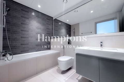 Apartment in Dubai Harbour, Dubai 2 bedrooms, 106.90998531 sq.m. № 118426 - photo 5