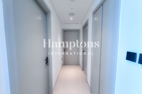 Apartment in Dubai Harbour, Dubai 2 bedrooms, 106.90998531 sq.m. № 118426 - photo 11