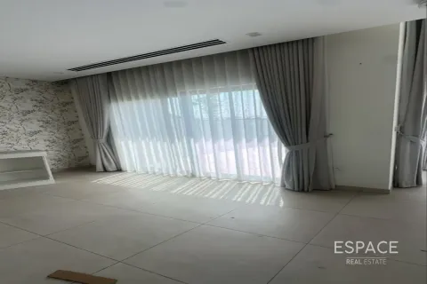 Adosado en Al Furjan, Dubai, 3 dormitorios, 244 m², № 69129 - foto 3
