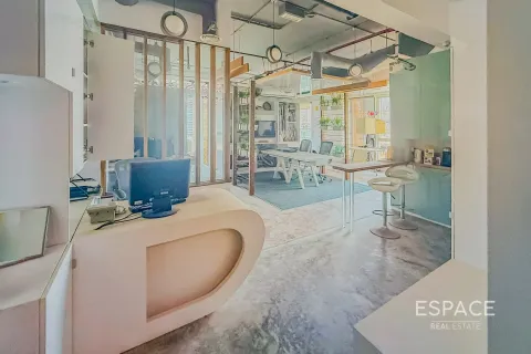 Oficina en Business Bay, Dubai, 87 m², № 69126 - foto 1