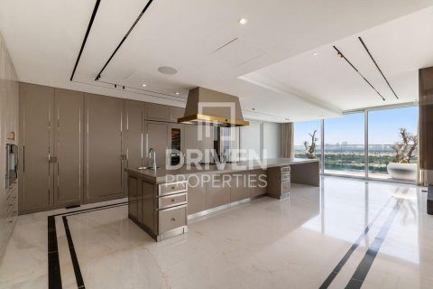 Penthouse in Seventh Heaven, Al Barari, Dubai 4 bedrooms, 1524.17 sq.m. № 140145 - photo 8