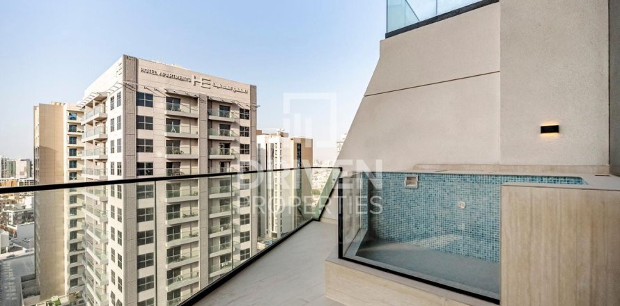Apartment in Jumeirah Village Circle, Dubai 1 bedroom, 74.04 sq.m. № 140148