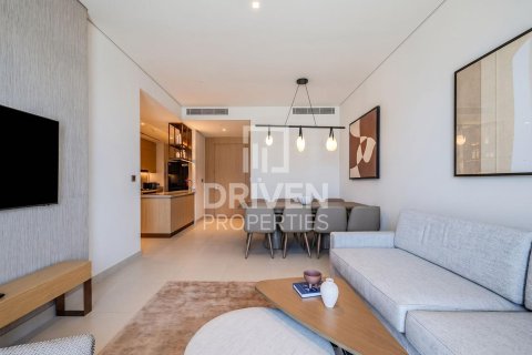 Apartamento en Vida Residences Dubai Mall, Downtown Dubai (Downtown Burj Dubai), Dubai, 3 dormitorios, 157.28 m², № 140147 - foto 2