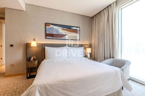 Apartamento en Vida Residences Dubai Mall, Downtown Dubai (Downtown Burj Dubai), Dubai, 3 dormitorios, 157.28 m², № 140147 - foto 11