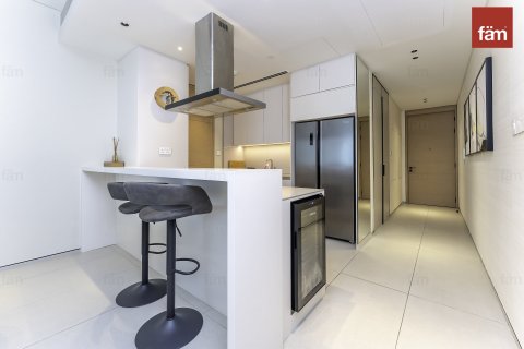 Apartment in Dubai 3 bedrooms, 180.1 sq.m. № 58155 - photo 10