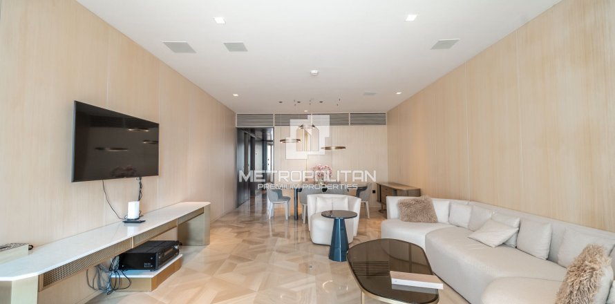 Apartamento en FIVE Palm Jumeirah, Palm Jumeirah, Dubai, 3 dormitorios, 216 m², № 74155
