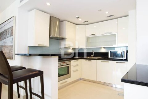 Apartamento en Jumeirah Lake Towers, Dubai, 2 dormitorios, 94 m², № 23375 - foto 12