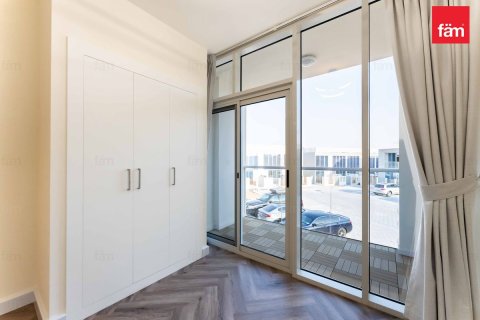 Adosado en Dubai, 2 dormitorios, 106.4 m², № 139471 - foto 13