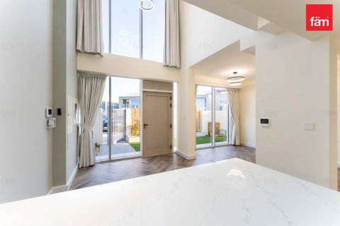 Adosado en Dubai, 2 dormitorios, 106.4 m², № 139471 - foto 18