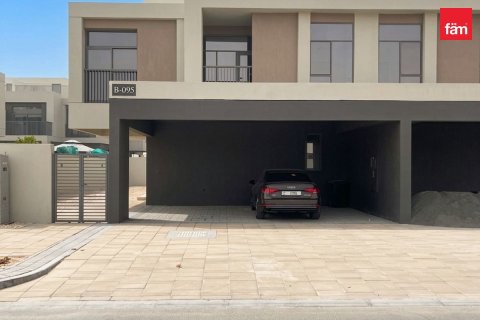Villa in Dubai 4 bedrooms, 332 sq.m. № 139477 - photo 11