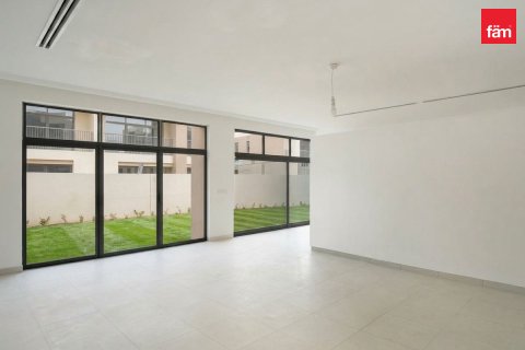 Villa in Dubai 4 bedrooms, 332 sq.m. № 139477 - photo 18
