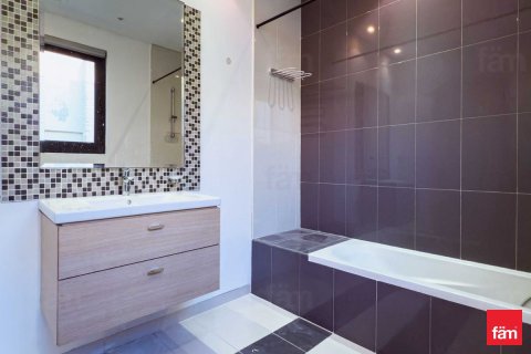 Снять в аренду таунхаус в Дубае: 3 спальни, 335.3м², № 90320 - фото 15