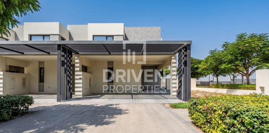 Villa in EMAAR South, Dubai South (Dubai World Central), Dubai 4 bedrooms, 311.32 sq.m. № 128995