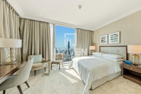 Apartment in The Address Residence Fountain Views, Downtown Dubai (Downtown Burj Dubai), Dubai 4 bedrooms, 251.21 sq.m. № 128996 - photo 11