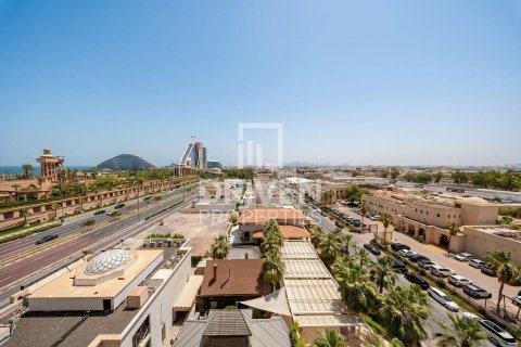 Apartamento en Umm Suqeim 3, Umm Suqeim, Dubai, 1 dormitorio, 71.07 m², № 128927 - foto 10