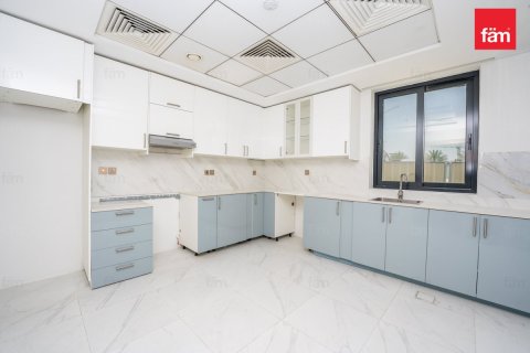 Townhouse in Al Furjan, Dubai 5 bedrooms, 224.1 sq.m. № 17020 - photo 5