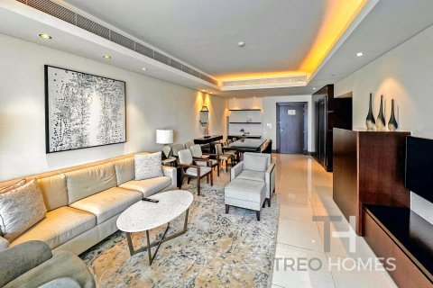 Apartment in Burj Khalifa, Dubai 2 bedrooms, 161 sq.m. № 13359 - photo 3