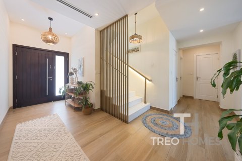 Villa in Jumeirah Village Triangle, Dubai 6 bedrooms, 636 sq.m. № 13353 - photo 18