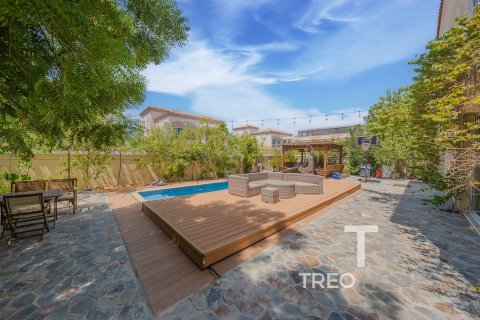 Villa in Jumeirah Village Triangle, Dubai 6 bedrooms, 636 sq.m. № 13353 - photo 4
