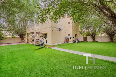 Villa in Meadows, Dubai 4 bedrooms, 381 sq.m. № 13354 - photo 2