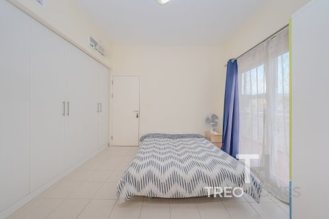 Villa in Meadows, Dubai 4 bedrooms, 381 sq.m. № 13354 - photo 14