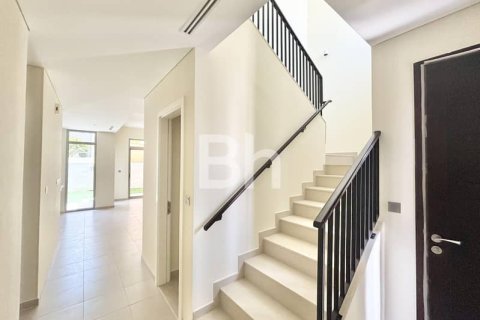 Villa en Arabian Ranches 2, Dubai, 3 dormitorios, 180 m², № 24090 - foto 14