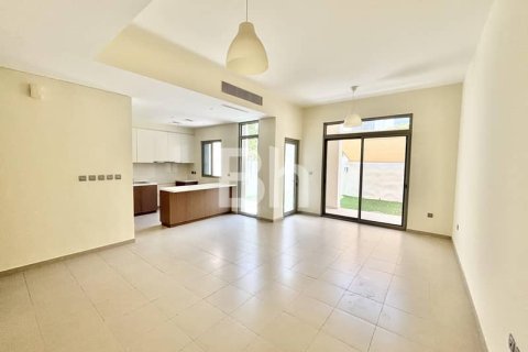 Villa en Arabian Ranches 2, Dubai, 3 dormitorios, 180 m², № 24090 - foto 12