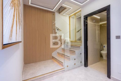 Townhouse in Jumeirah Village Triangle, Dubai 2 bedrooms, 180 sq.m. № 24088 - photo 11