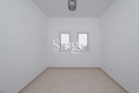 Купить виллу в Casa Viva, Serena, Дубай: 3 спальни, 300м², № 122099 - фото 11