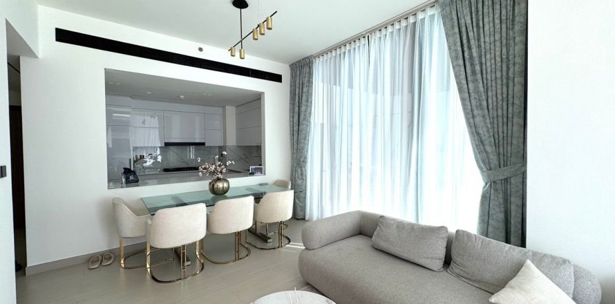 Appartement à Dubai, 2 chambres, 192.1 m², № 40536