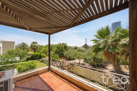 Villa in Meadows 1, Meadows, Dubai 4 bedrooms, 352.2 sq.m. № 134684 - photo 11