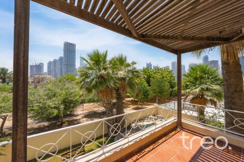 Villa in Meadows 1, Meadows, Dubai 4 bedrooms, 352.2 sq.m. № 134684 - photo 3