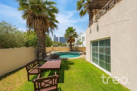 Villa in Meadows 1, Meadows, Dubai 4 bedrooms, 352.2 sq.m. № 134684 - photo 5