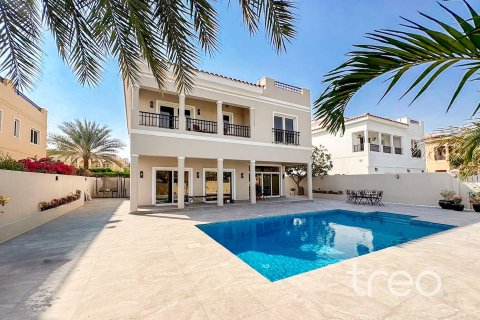 Villa en The Villa, Dubai, 5 dormitorios, 342.63 m², № 134674 - foto 22