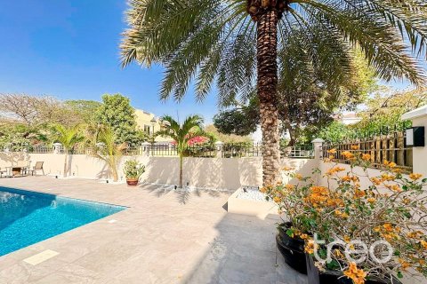 Villa en The Villa, Dubai, 5 dormitorios, 342.63 m², № 134674 - foto 6