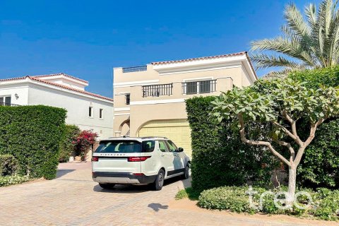 Villa en The Villa, Dubai, 5 dormitorios, 342.63 m², № 134674 - foto 2