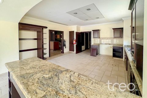 Villa in The Villa, Dubai 5 bedrooms, 474.27 sq.m. № 134679 - photo 16