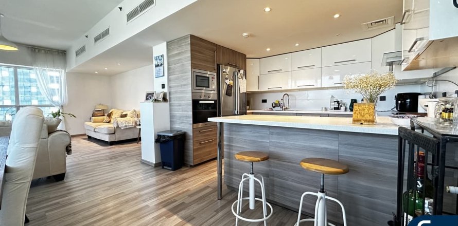 Appartement à Jumeirah Lake Towers, Dubai, 3 chambres, 163 m², № 75421