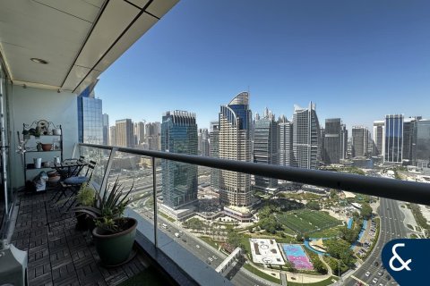 Купить квартиру в Джумейра Лейк Тауэрс, Дубай: 3 спальни, 163м², № 75421 - фото 9