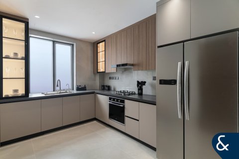 Apartment in Dubai Land, Dubai 2 bedrooms, 139 sq.m. № 75428 - photo 12