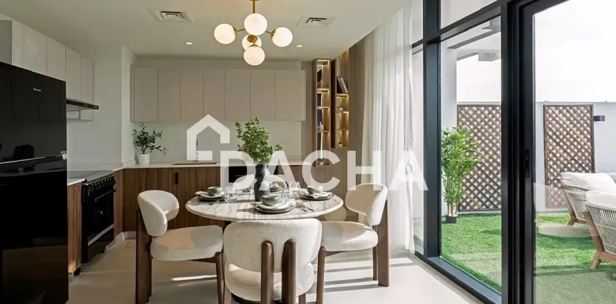 Townhouse in Dubai 2 bedrooms, 106 sq.m. № 109702
