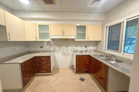 Villa in District 11, Jumeirah Village Circle, Dubai 3 bedrooms, 135 sq.m. № 109701 - photo 4