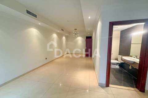 Villa in District 11, Jumeirah Village Circle, Dubai 3 bedrooms, 135 sq.m. № 109701 - photo 14
