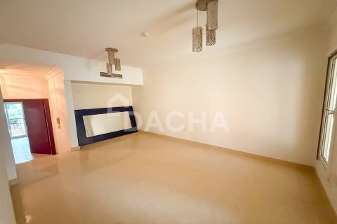 Villa in District 11, Jumeirah Village Circle, Dubai 3 bedrooms, 135 sq.m. № 109701 - photo 9