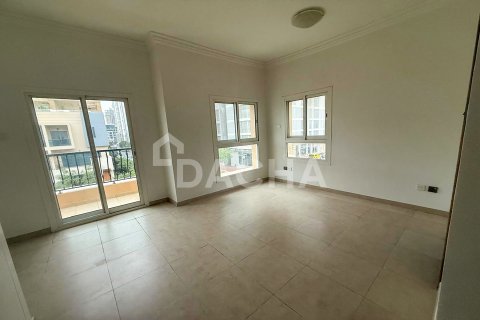Villa in District 11, Jumeirah Village Circle, Dubai 3 bedrooms, 135 sq.m. № 109701 - photo 10