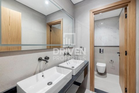Apartment in Business Bay, Dubai 3 bedrooms, 245.54 sq.m. № 127310 - photo 11