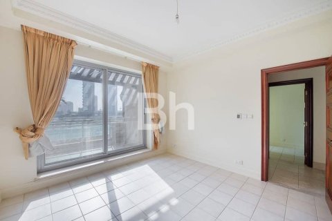 Villa in Dubai Marina, Dubai 3 bedrooms, 408 sq.m. № 25081 - photo 9