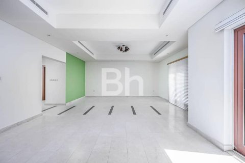 Townhouse in Al Furjan, Dubai 3 bedrooms, 224 sq.m. № 25083 - photo 11